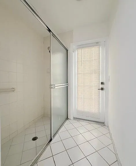 4853 NW 66th Ave — Photo 22