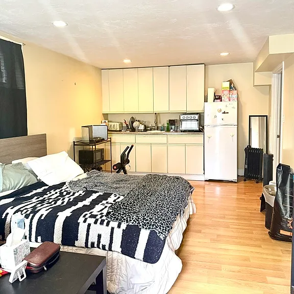 252 Mason Ter #G — Photo 2