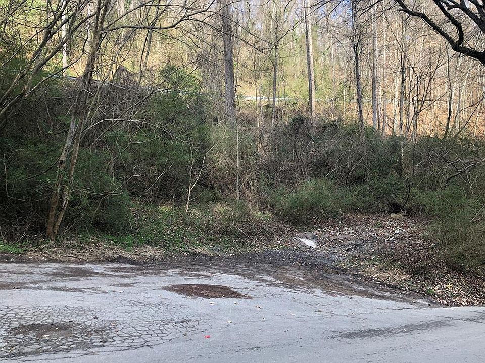 1st image of 214 Julius Ave
