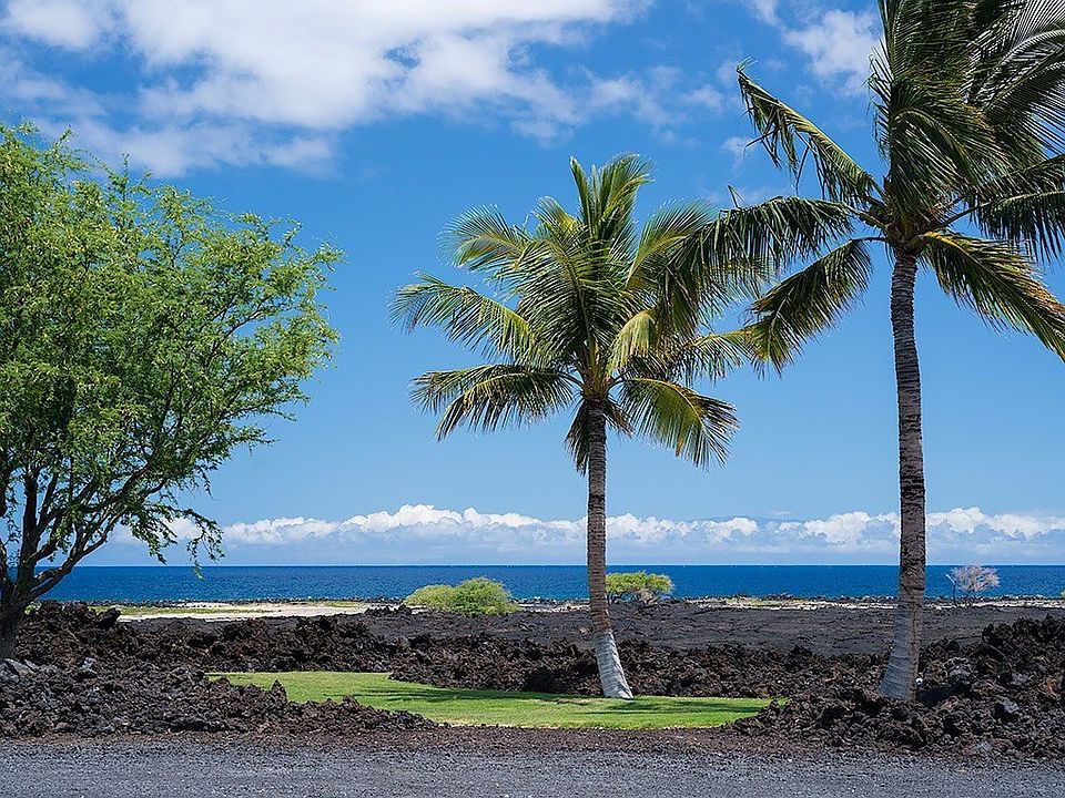 2nd image of 72-1189 Kekahawaiole Dr #23A
