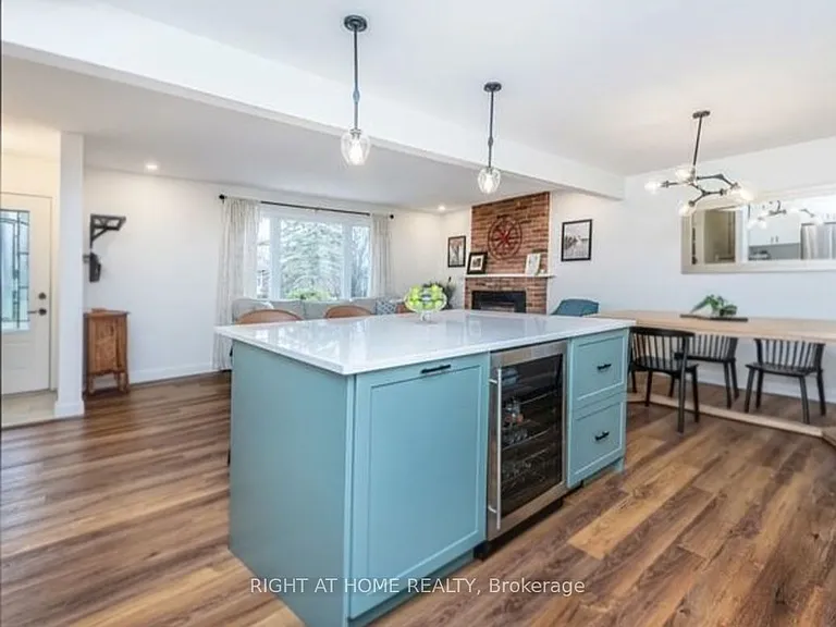 90 Chapple Hill Rd S #UPPER — Photo 3