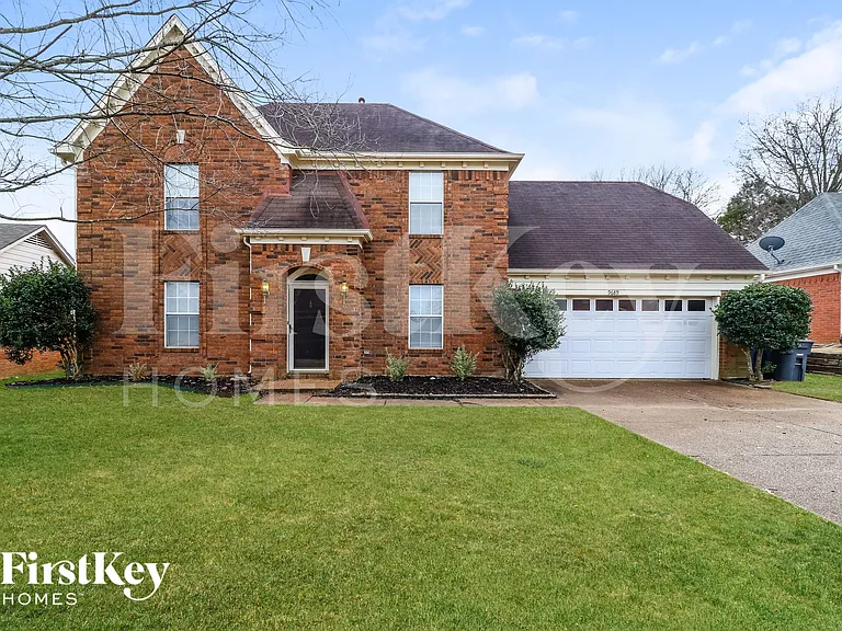 9689 Kingsridge Dr — Photo 1