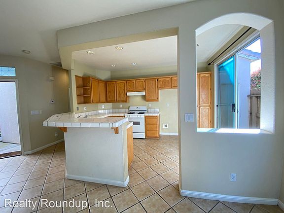 5th image of 9148 W Laguna Way