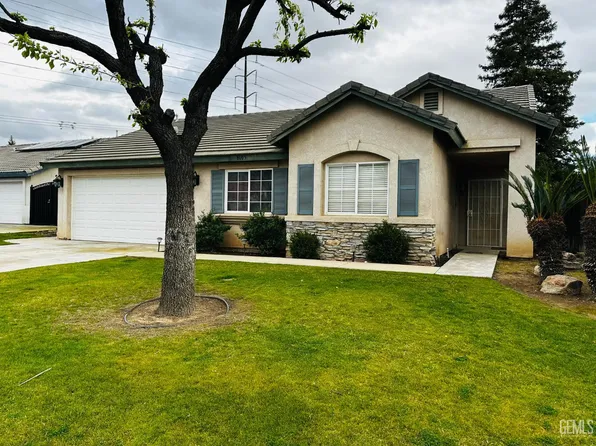 8105 Mossrock Dr, Bakersfield, CA 93312