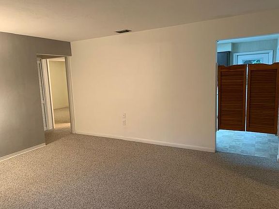 3rd image of 2145 Philippe Pkwy