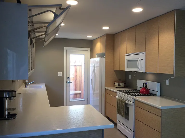 2713 Harbor Blvd #A — Photo 6