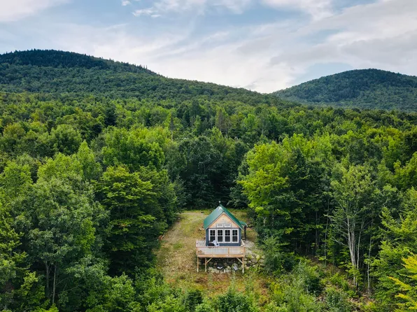 44 Look Road, New Vineyard, ME 04956
