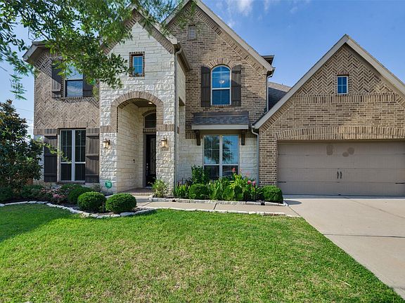 2nd image of 1330 Watercrest Park Ln