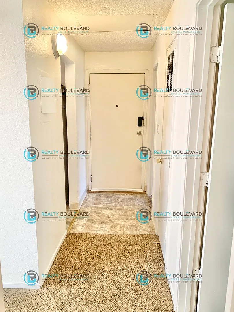 Great 2 Bedroom 1 Bathroom Apartment Near TMCC Private Balcony, Laundry, Pool & Community Amenities — Photo 3
