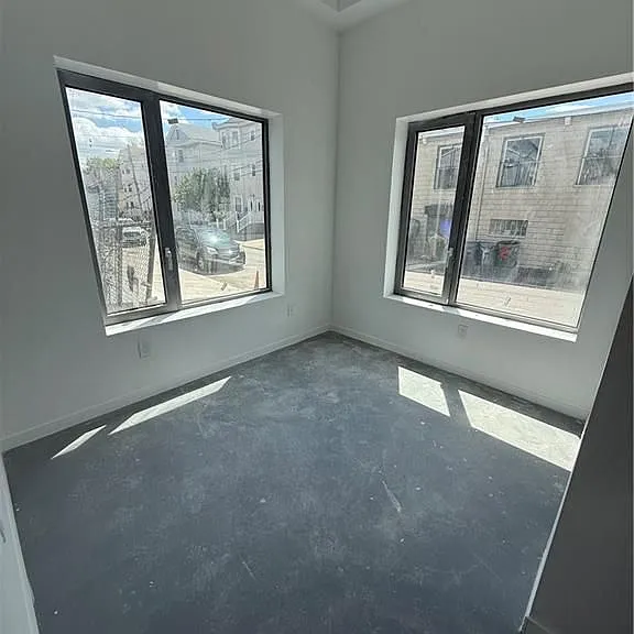 536 Smith St #107 — Photo 3