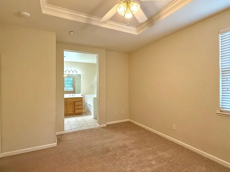 3574 Altamira Ter — Photo 10