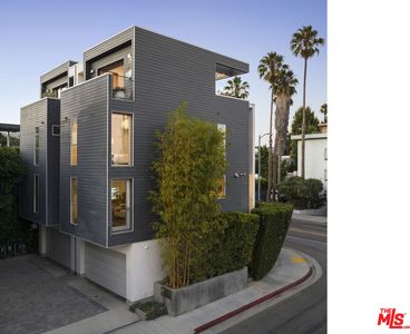 1001 N Crescent Heights Blvd, Los Angeles, CA, 90046