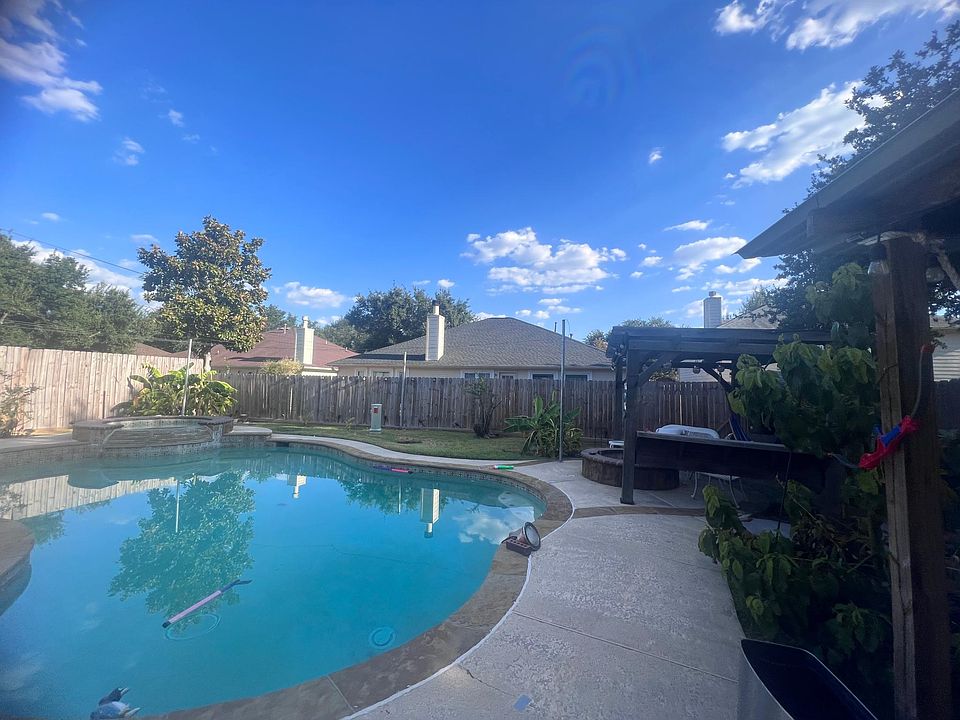 1st image of 23727 Norton House Ln