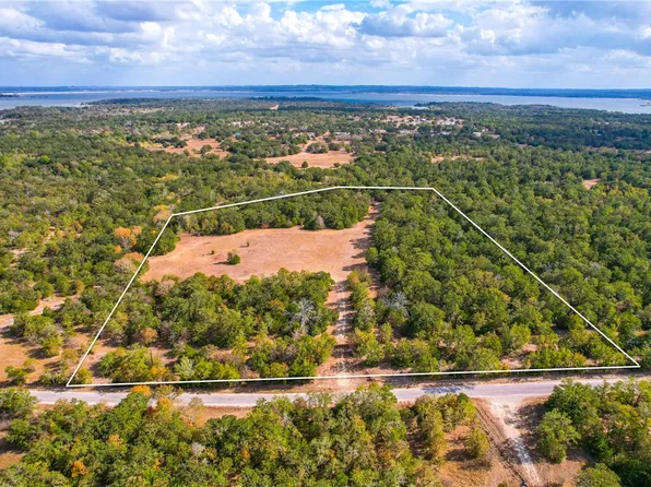 6 County Road 415, Somerville, TX 77879