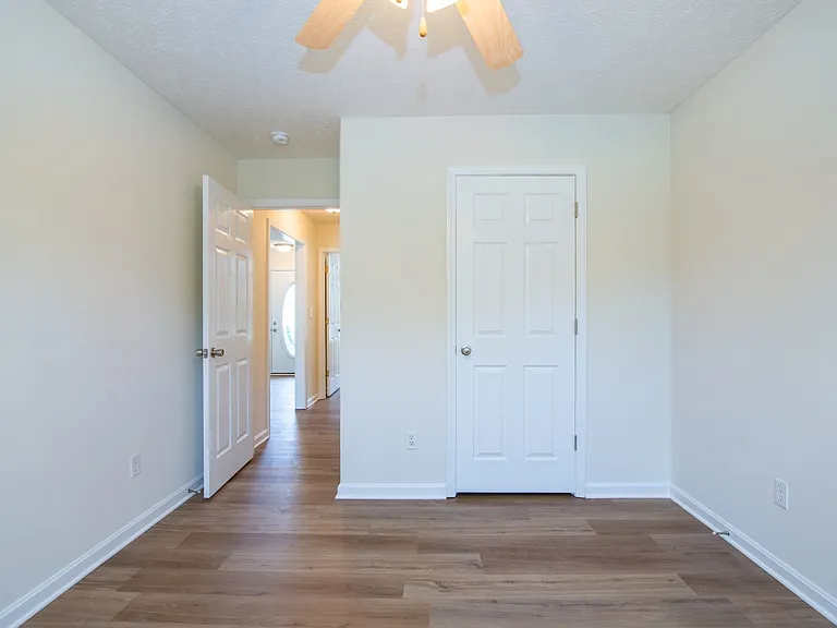 Applewood Ln — Photo 25