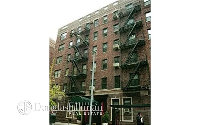 Sold by Douglas Elliman | media 7