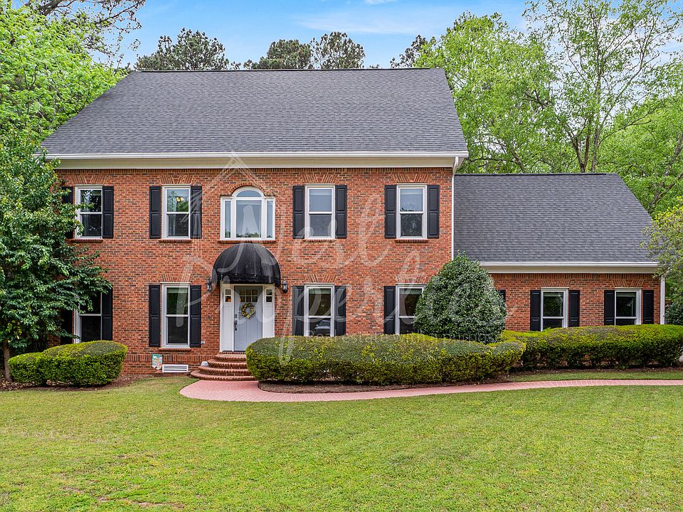 1st image of 13 Williamstown Ct