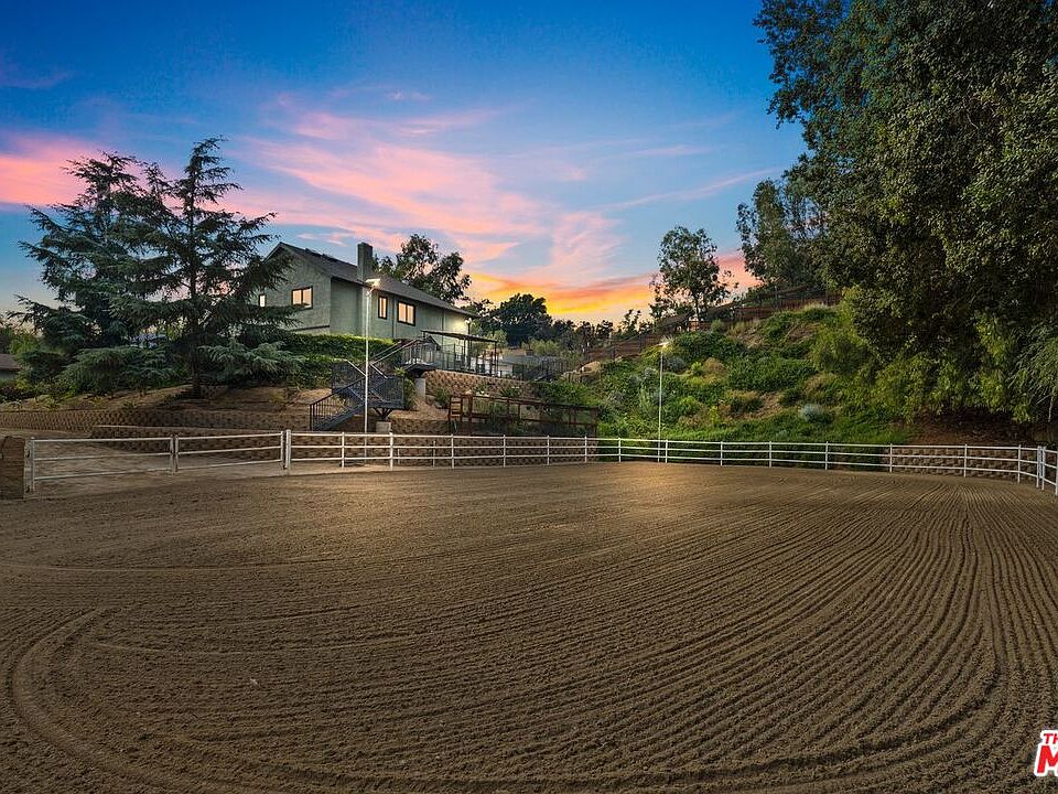 1st image of 10610 La Canada Pl