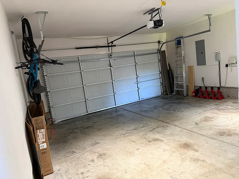8653 NE Alder St — Photo 17