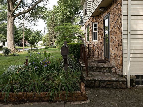 5th image of 1803 Kingsley Ave