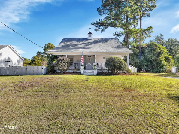 512 N Atlantic Avenue, Southport, NC 28461