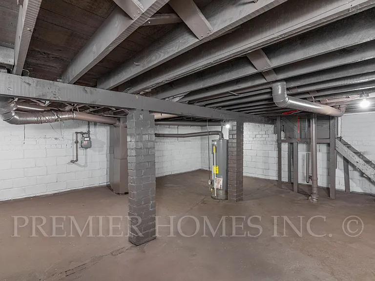 2613 4th St NW — Photo 19