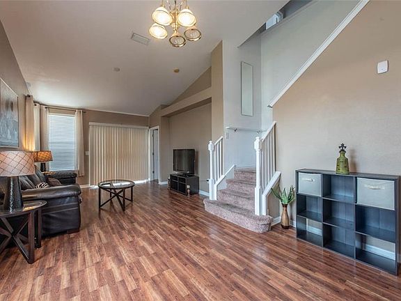 5th image of 6267 Olivedale Dr