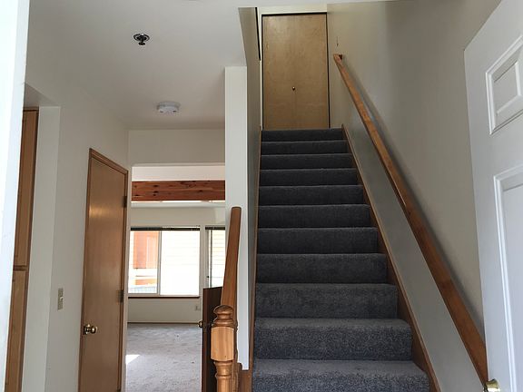 4th image of 11804 98th Ave NE APT B