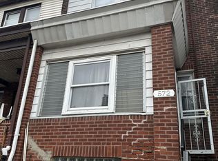 572 Alcott St, Philadelphia, PA 19120