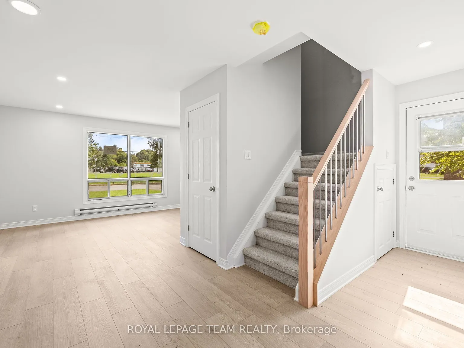 3 bed, $2,700 — Photo 3