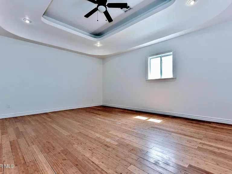 753 N Carolina Dr — Photo 18