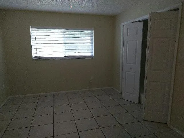 2 bed, 1025 sqft, $1,950 — Photo 4