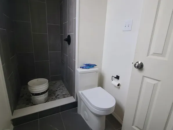 242 Bowers Street image 12 of 13