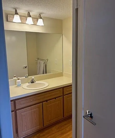 1045 Lake Shore Dr #206 — Photo 8