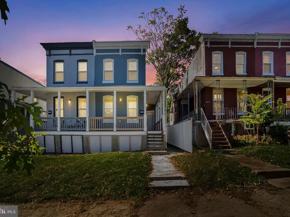 152 Collins Ave, Baltimore, MD 21229
