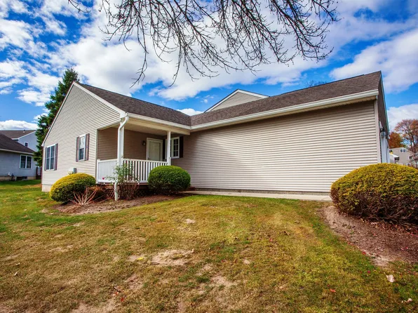 111 Dibble Hollow Lane #111, Windsor Locks, CT 06096