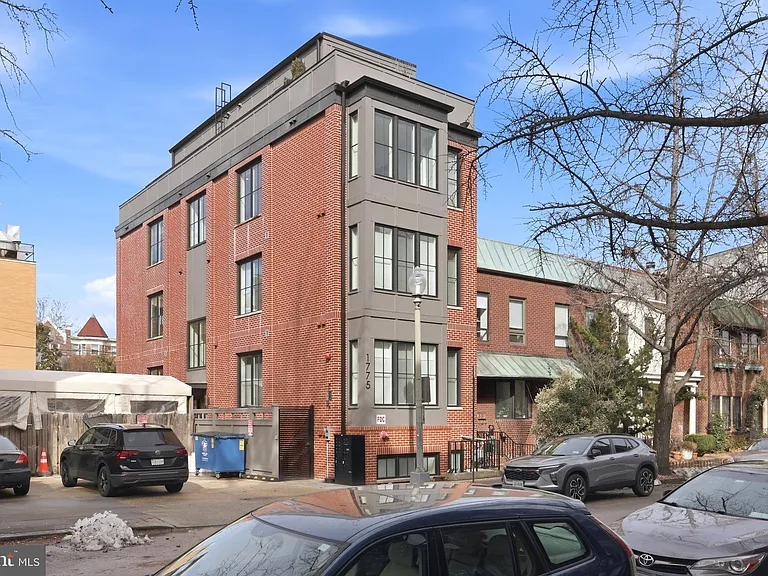 1775 Swann St NW #102 — Photo 18