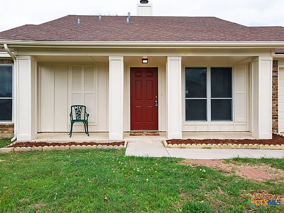 4th image of 2811 Armadillo Dr