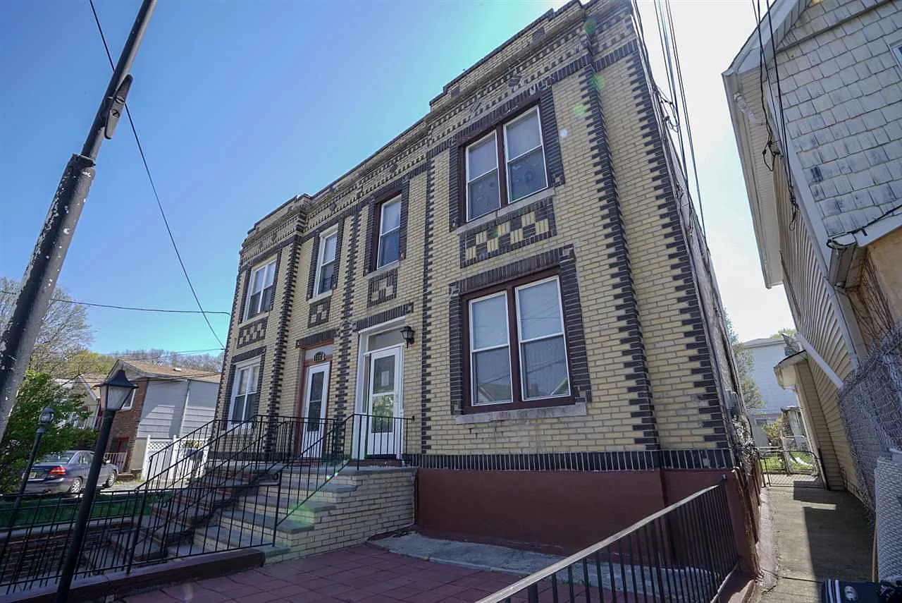 5210 Grand Ave photo 1