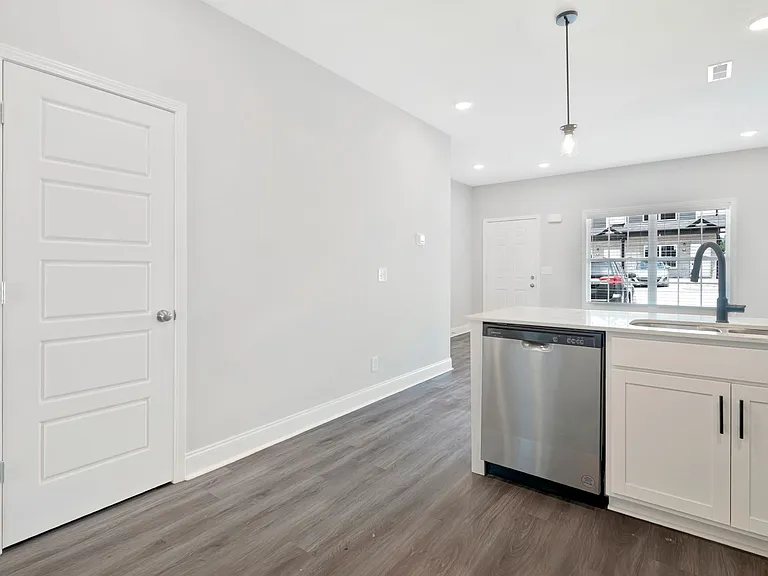 Needmore Creek Townhomes — Photo 9
