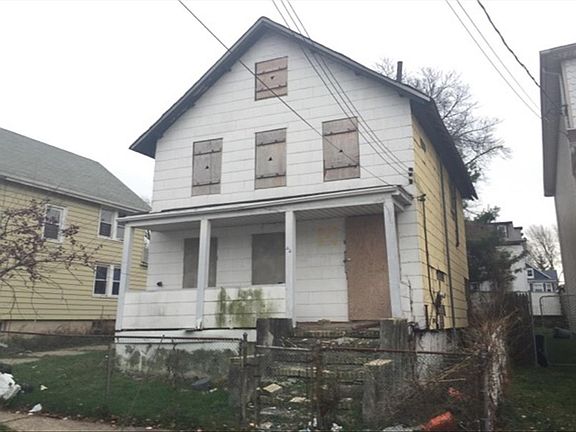 3rd image of 44 South St