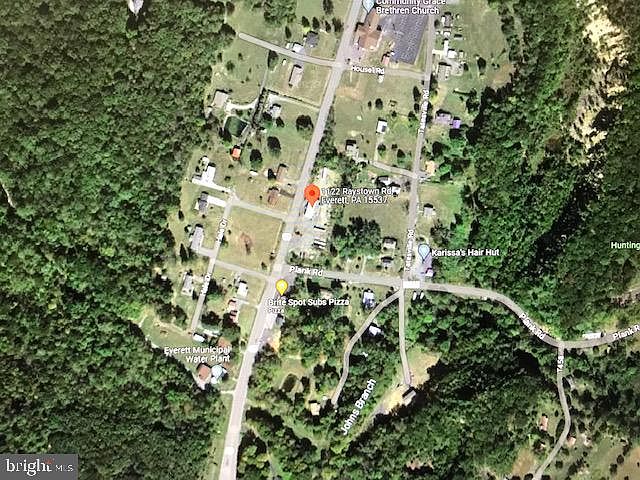 2nd image of 1122 Raystown Rd