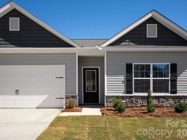 3477 Bear Den Dr, Gastonia, NC 28052