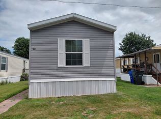 22 Grove St, East Windsor, CT 06088