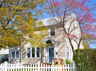 3 Osborne Ave, Norwalk, CT 06855