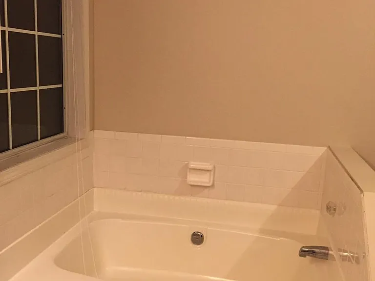 2073 Royal Ct NW — Photo 11