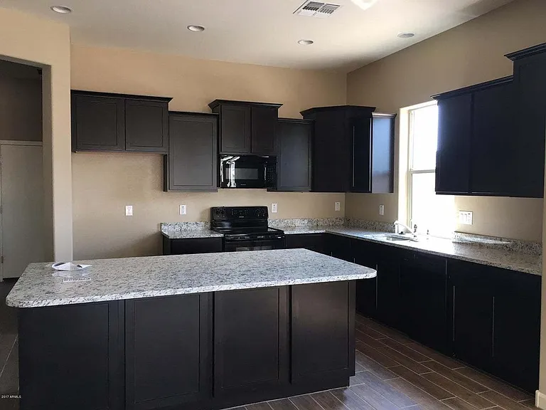 20290 N Codey Cir — Photo 14