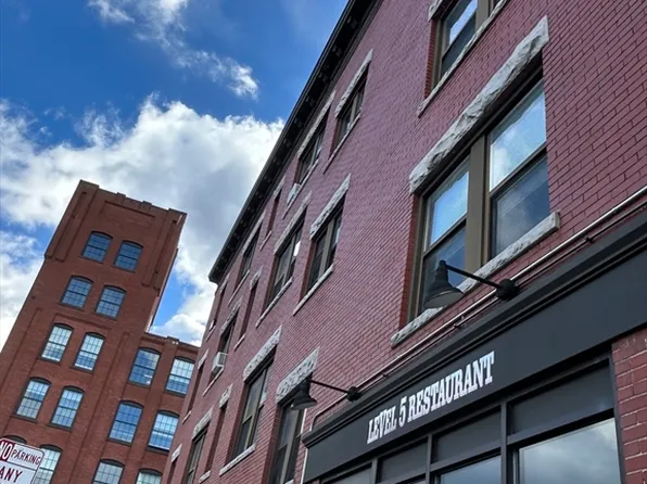 888 State St APT 44, Springfield, MA 01109