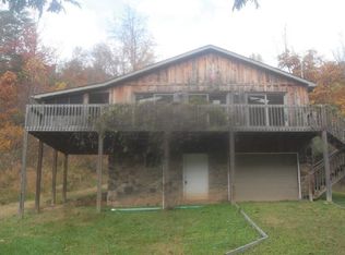 120 Cross Rd, Elkview, WV 25071