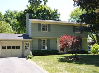116 Thorncliff Rd, Spencerport, NY 14559